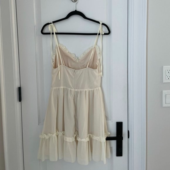 White Flowy Dress - Picture 2 of 7